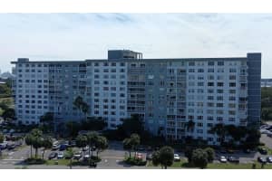 3800 Hillcrest Dr 307, Hollywood, FL 33021 Sold 04/23/25