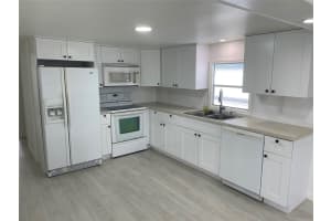 2261 SW 87th Ter, Davie, FL 33324 Sold 06/12/25