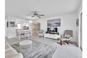 400 NE 14th Ave 517, Hallandale Beach, FL 33009 Sold 04/22/25