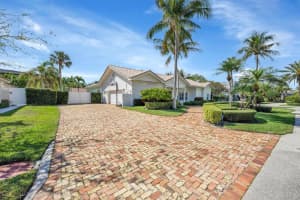 8 Oneida Ln, Sea Ranch Lakes, FL 33308 - MLS#F10488587