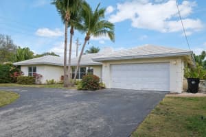 3820 NE 29th Ave, Lighthouse Point, FL 33064 - MLS#F10488591