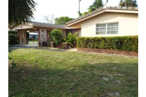 2001 NE 43rd St, Oakland Park, FL 33308 Sold 03/28/25