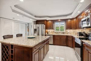 111 S Hollybrook Dr 44-307, Pembroke Pines, FL 33025 - MLS#F10488628
