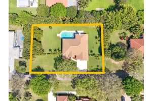 13331 SW 29th Ct, Davie, FL 33330 Sold 05/22/25