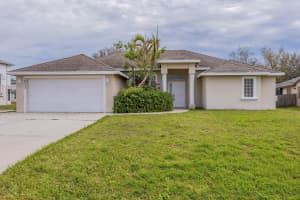 2033 SW Capeador St, Port Saint Lucie, FL 34953 Sold 05/13/25
