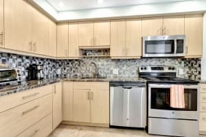 3200 N Palm Aire Dr 805, Pompano Beach, FL 33069 Sold 05/16/25