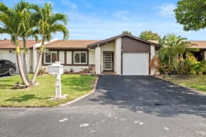 5443 Laurel Oak St, Delray Beach, FL 33484 Sold 07/31/25