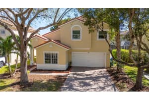 1901 NW 75th Way, Pembroke Pines, FL 33024 Sold 04/10/25
