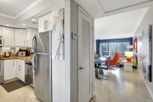 3250 N Palm Aire Dr 706, Pompano Beach, FL 33069 Sold 05/23/25