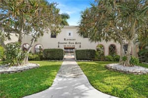 160 Ne 8th Ave 4a, Hallandale Beach