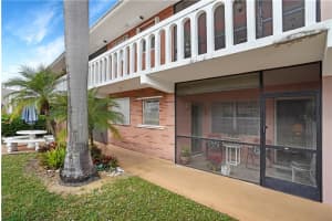 160 NE 8th Ave 4A, Hallandale Beach, FL 33009 - MLS#F10488734