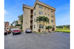 3241 Holiday Springs Blvd 303, Margate, FL 33063 Sold 04/21/25