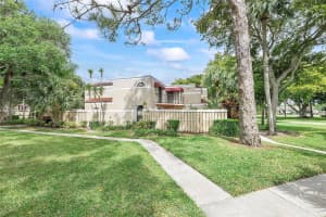 4260 Village Dr C, Delray Beach, FL 33445 - MLS#F10488824