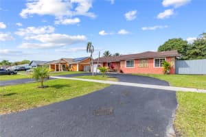 8551 NW 50th St, Lauderhill, FL 33351 Sold 05/02/25