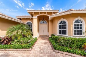 8235 SW 51st St, Cooper City, FL 33328 Sold 05/23/25