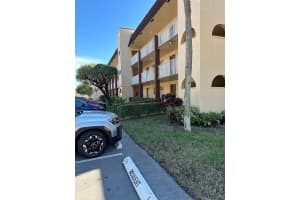 2711 N Pine Island Rd 112, Sunrise