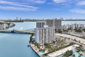 1865 NE 79th Street Cswy 16B, North Bay Village, FL 33141 - MLS#F10488883