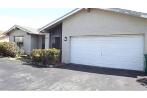 8270 NW 95th Ave, Tamarac, FL 33321 Sold 03/31/25