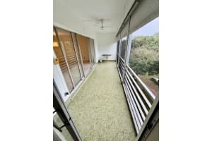 1000 NE 14th Ave 412, Hallandale Beach, FL 33009 Sold 05/05/25