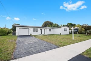 718 Nw 48th Ter, Plantation