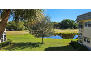 14 Vista Gardens Trail 203, Vero Beach, FL 32962 Sold 05/20/25