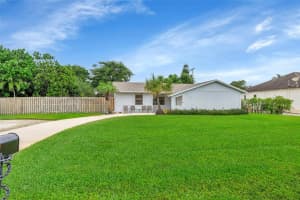 5399 Greenwood Dr, Delray Beach, FL 33484 Sold 03/27/25