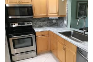 7500 NW 1st St 206, Margate, FL 33063 Sold 10/08/25