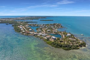 347 Stirrup Key Blvd, Marathon, FL 33050 Sold 06/30/25