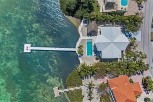347 Stirrup Key Blvd, Marathon, FL 33050 Sold 06/30/25