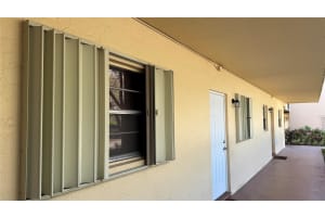 300 Berkley Rd 103, Hollywood, FL 33024 Sold 06/11/25