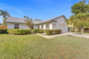 4261 NW 5th Dr, Deerfield Beach, FL 33442 Sold 04/10/25