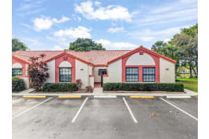 132 Centennial Ct 132, Deerfield Beach, FL 33442 Sold 06/23/25