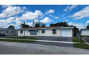 2871 Nw 18th Ct, Fort Lauderdale
