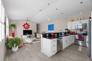 62 NE 26th St, Wilton Manors, FL 33305 Sold 03/31/25