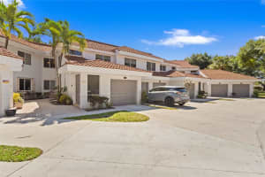 9210 NW 9th Ct C-2L, Plantation, FL 33324 Sold 05/29/25