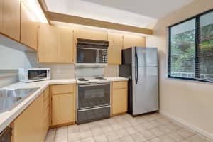 6145 Balboa Cir 305, Boca Raton, FL 33433 Sold 04/01/25