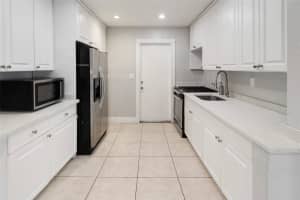 6421 NW 30th St, Sunrise, FL 33313 Sold 04/16/25