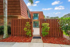 1510 Augusta Cir 138, Delray Beach, FL 33445 Sold 04/15/25