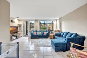 192 NW 118th Dr, Coral Springs, FL 33071 Sold 04/28/25