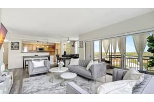 4400 Hillcrest Dr 719C, Hollywood, FL 33021 - MLS#F10489511