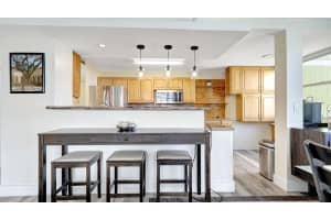 4400 Hillcrest Drive, Hollywood, FL 33021 - MLS#F10489511