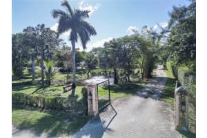 3920 NW 43rd St, Coconut Creek, FL 33073 Sold 03/03/25