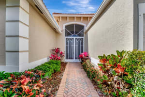 12165 Oakvista Dr, Boynton Beach, FL 33437 - MLS#F10489622