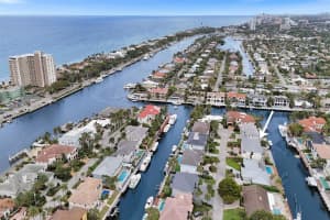 3721 Ne 30th Ave, Lighthouse Point