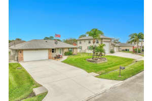 581 NW Colonial St, Port Saint Lucie, FL 34983 Sold 04/24/25