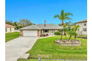581 NW Colonial St, Port Saint Lucie, FL 34983 Sold 04/24/25