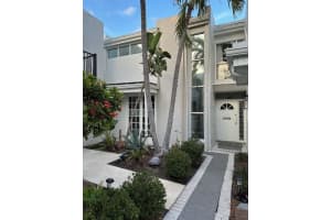 657 Cypress Ln 26A, Wilton Manors, FL 33305 Sold 03/25/25