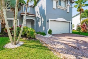 10074 Boca Vista Dr, Boca Raton, FL 33498 - MLS#F10489781