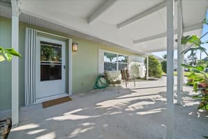 9905 Holly St, Micco, FL 32976 Sold 05/30/25