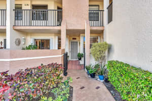 7624 Fairfax Dr 113, Tamarac, FL 33321 Sold 06/16/25